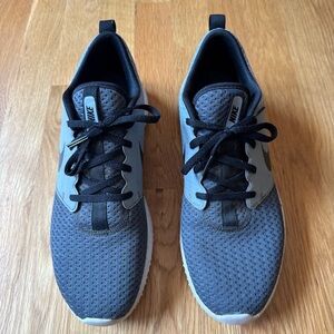 Nike Men's Black and Gray Golf Shoes Size 10